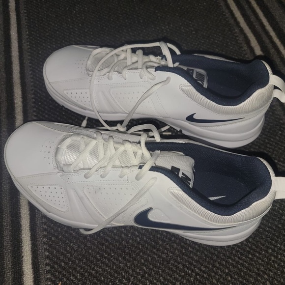 New Nike Men’s Sneakers - Picture 2 of 3